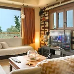아파트 Colonial View 팔리라키