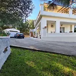 Colonial View