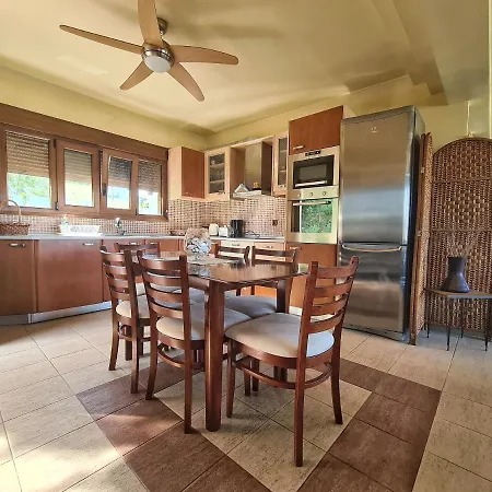 Апартаменты Colonial View Фалираки