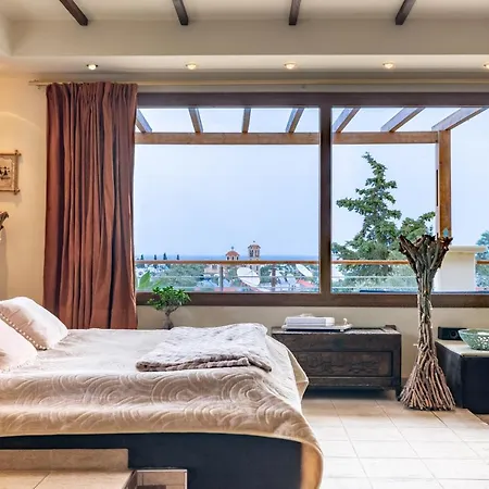 Colonial View * Φαληράκι