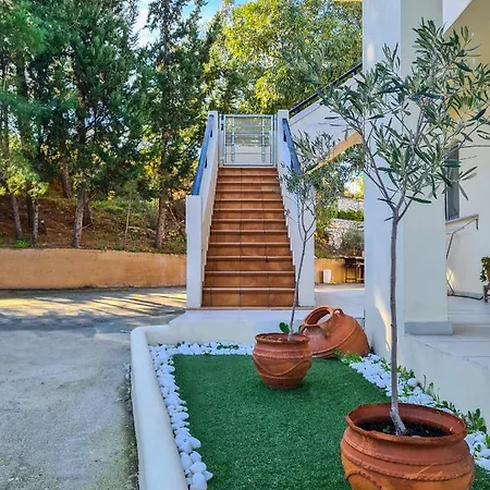 Διαμέρισμα Colonial View